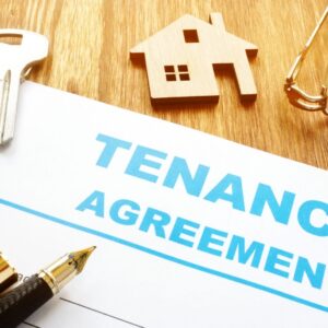 lease with pen
